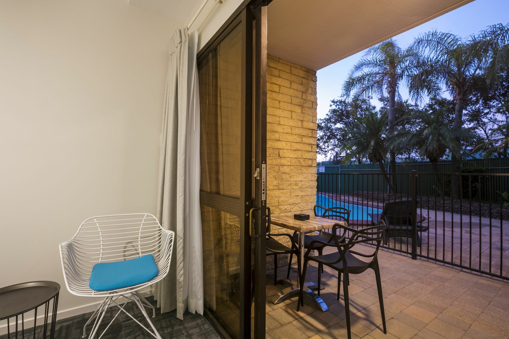 Nightcap At Kawana Waters Hotel Экстерьер фото