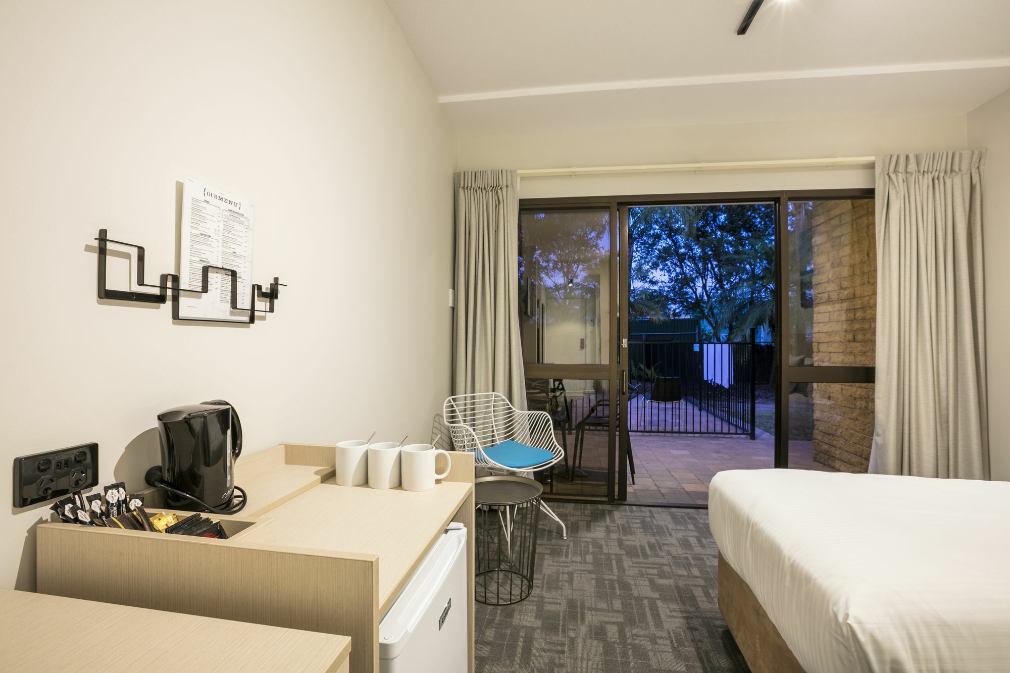 Nightcap At Kawana Waters Hotel Экстерьер фото