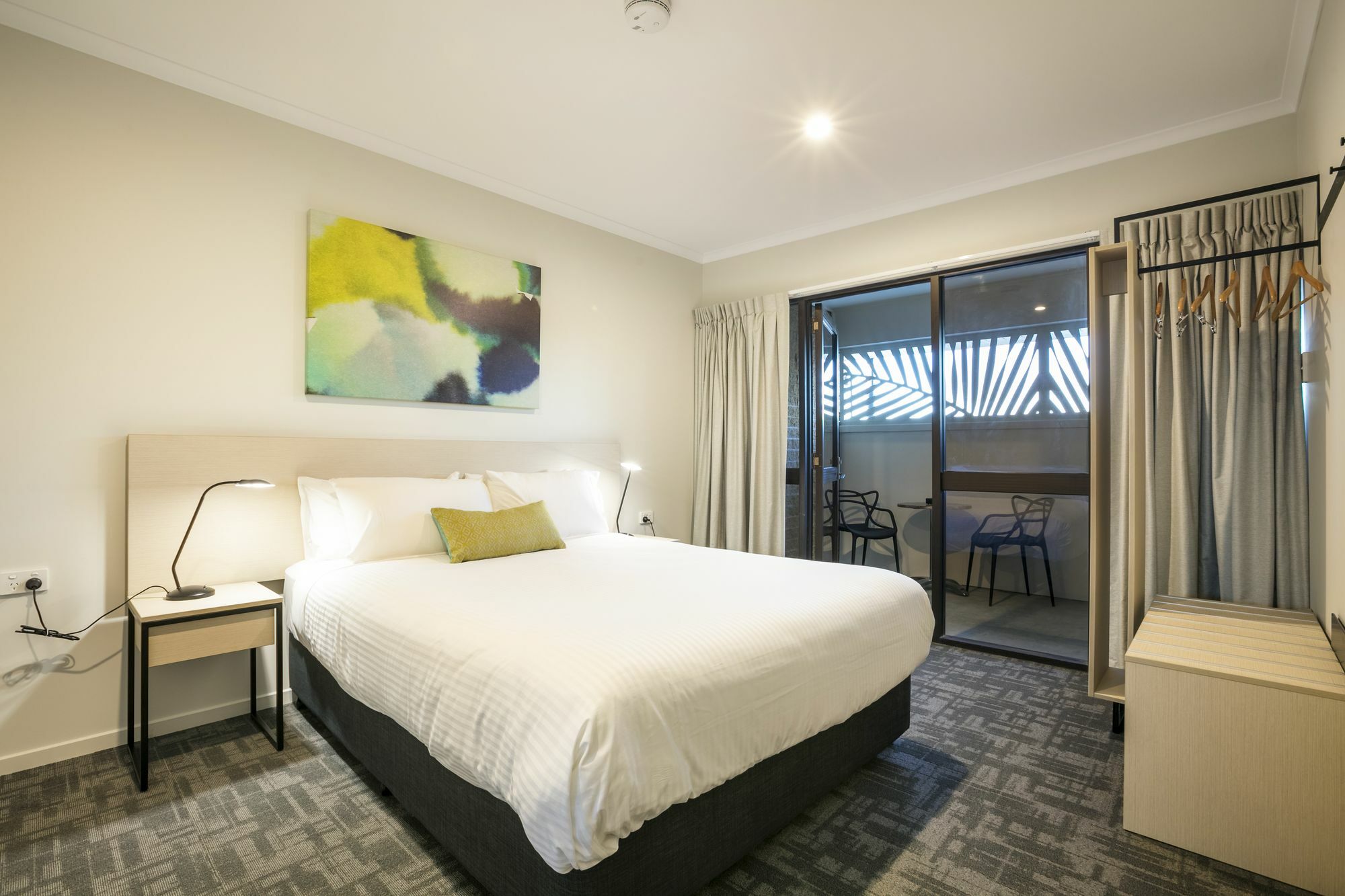 Nightcap At Kawana Waters Hotel Экстерьер фото