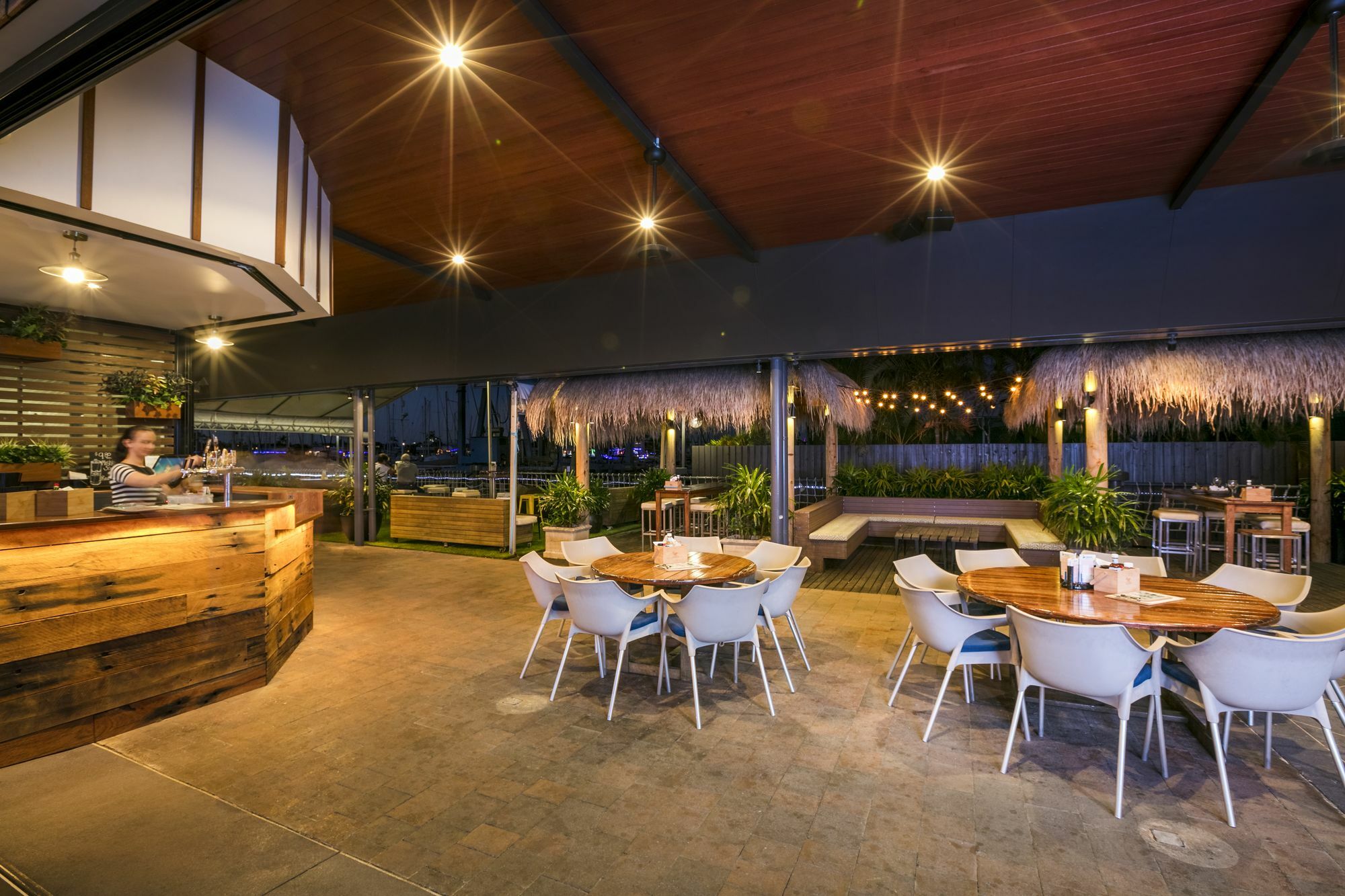 Nightcap At Kawana Waters Hotel Экстерьер фото