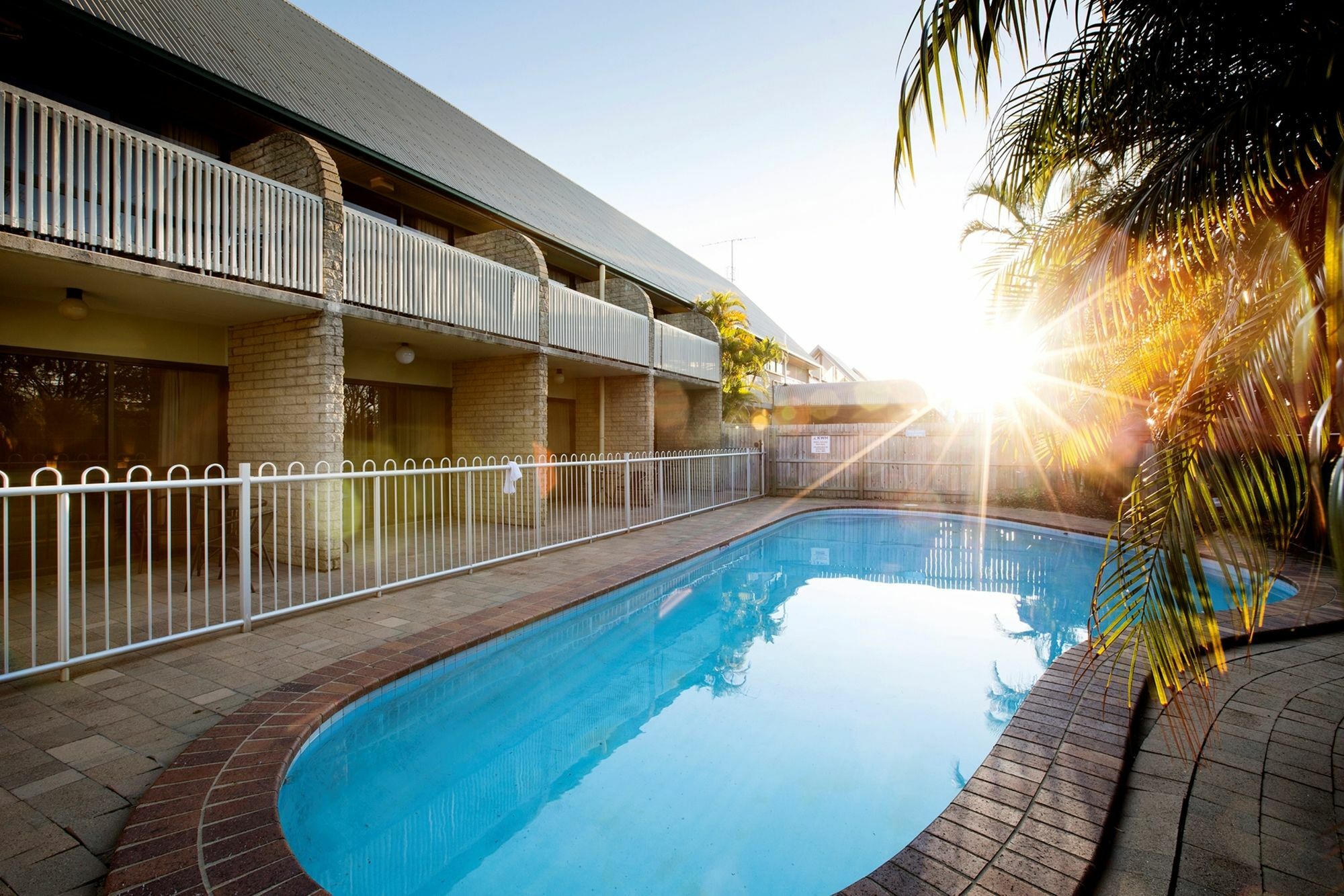 Nightcap At Kawana Waters Hotel Экстерьер фото